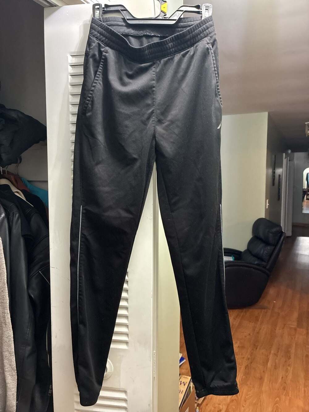 Avia Men's Qwick-Dry Athletic Jogger Pants